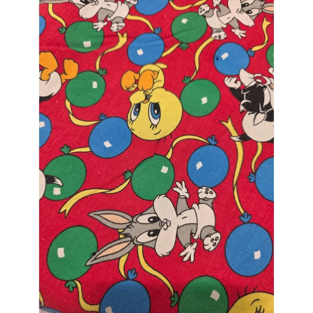 Looney Tunes Characters Red‎ Balloons 38